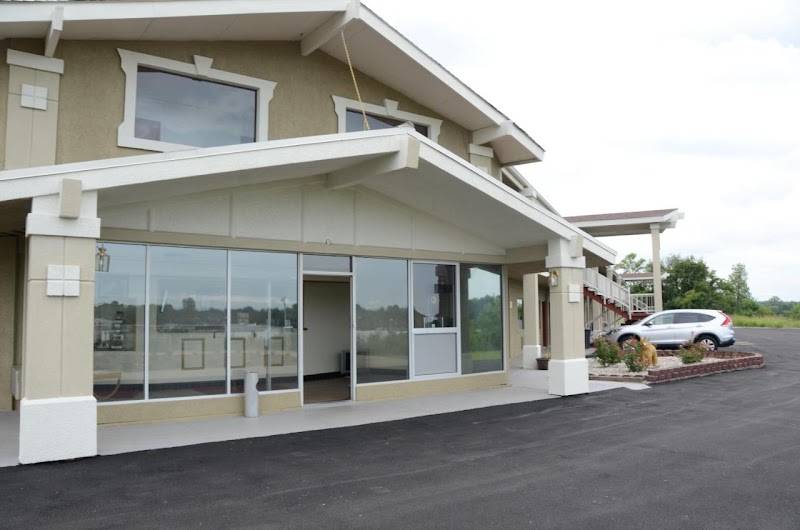 Big Spring Inn Madisonville