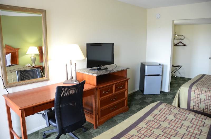 Big Spring Inn Madisonville