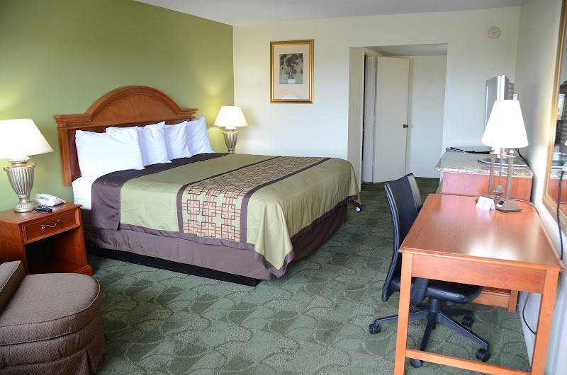 Big Spring Inn Madisonville